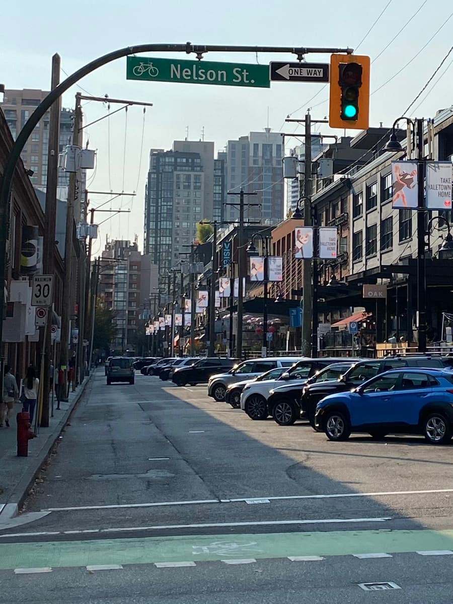 2022-oct-downtown-11